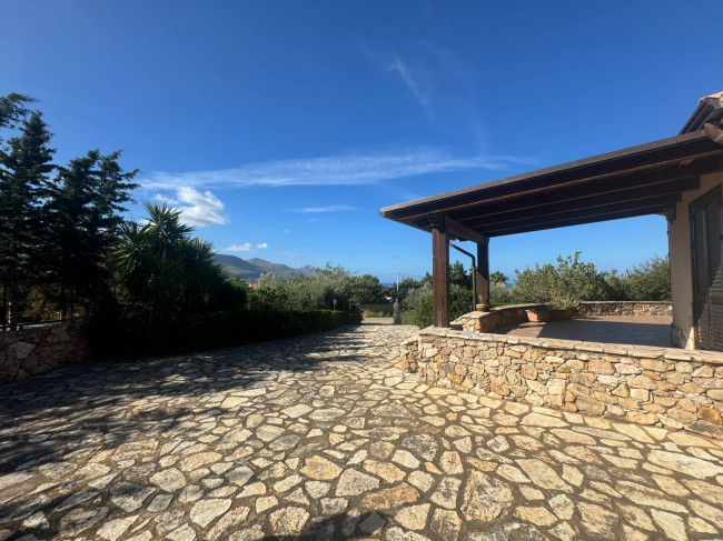 Villa Singola in affitto stagionale a Castellammare del Golfo