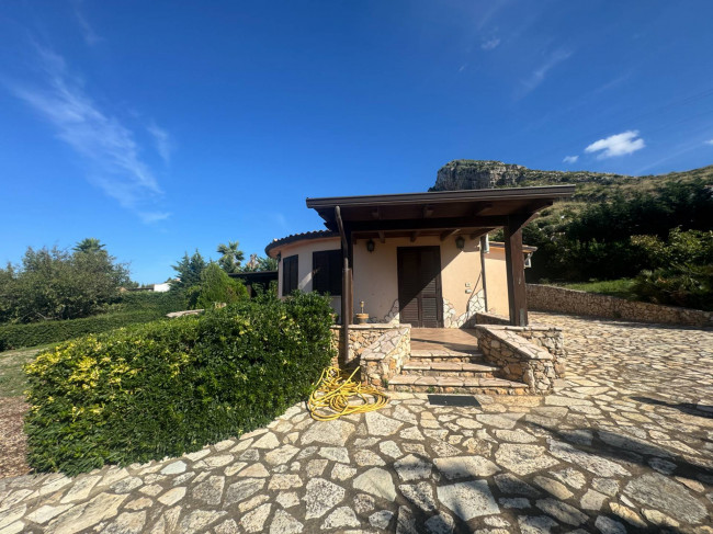 Villa Singola in affitto stagionale a Castellammare del Golfo