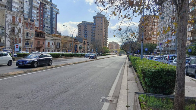 Appartamento in vendita a Palermo