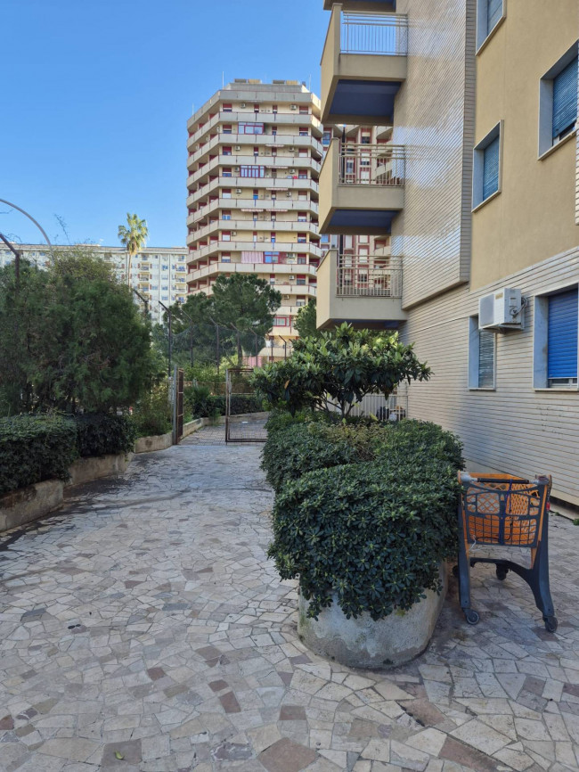 Appartamento in vendita a Palermo
