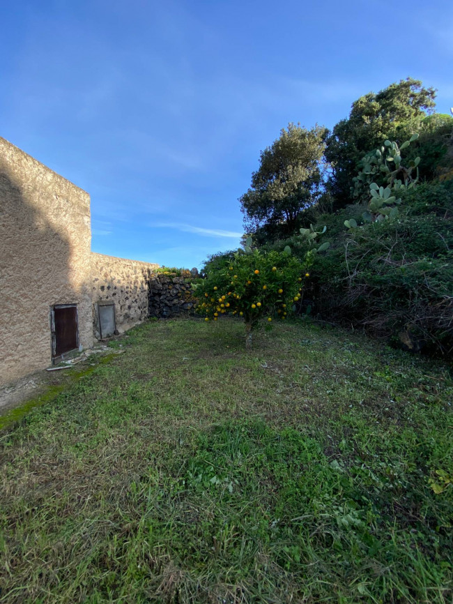 Dammuso in vendita a Pantelleria