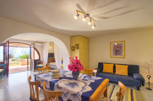 Villa Singola in vendita a Santa Marina Salina