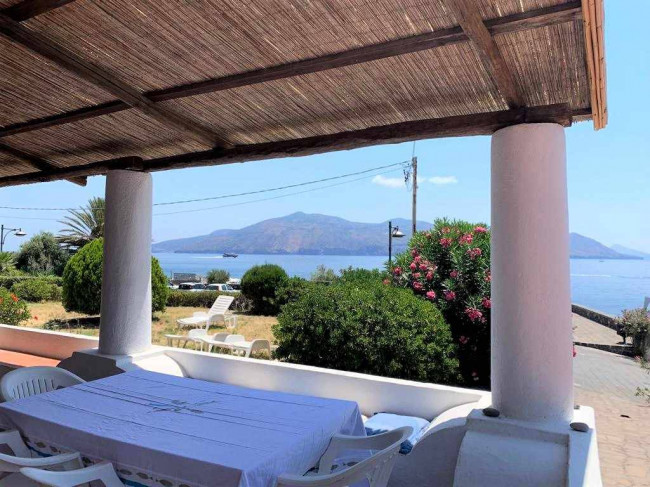 Villa Singola in vendita a Santa Marina Salina