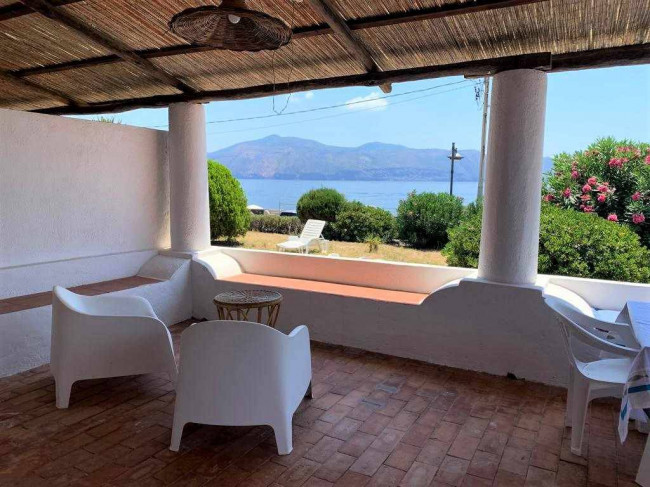 Villa Singola in vendita a Santa Marina Salina