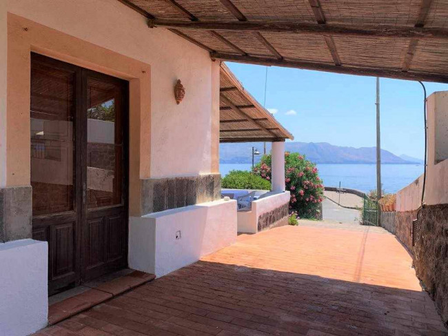 Villa Singola in vendita a Santa Marina Salina