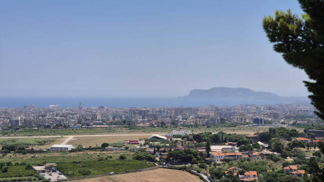 Appartamento in vendita a Palermo