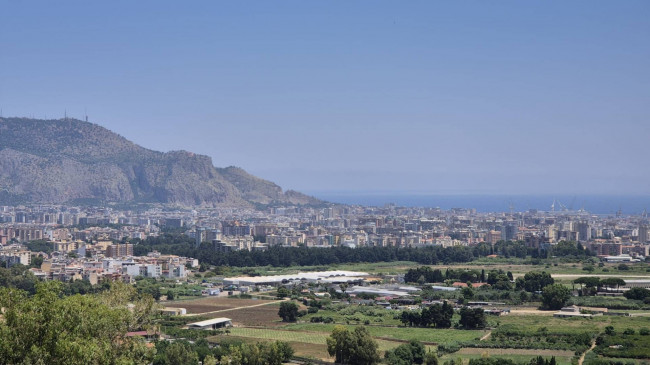 Appartamento in vendita a Palermo