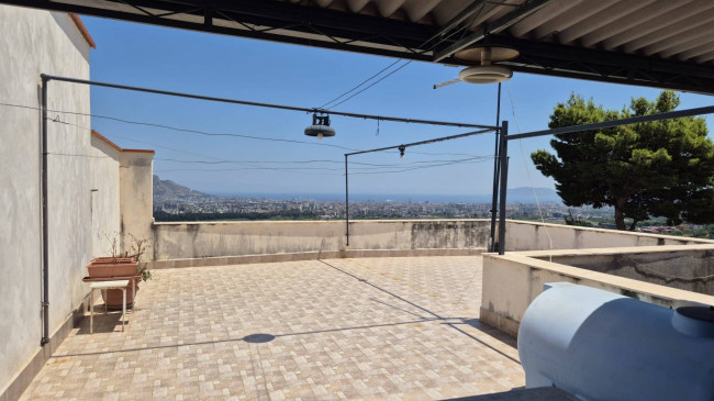 Appartamento in vendita a Palermo