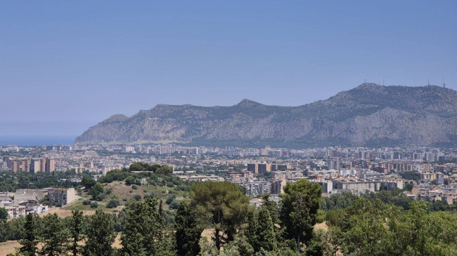 Appartamento in vendita a Palermo