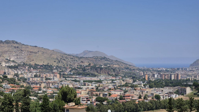 Appartamento in vendita a Palermo