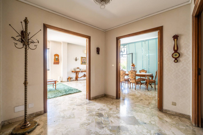 Appartamento in vendita a Palermo