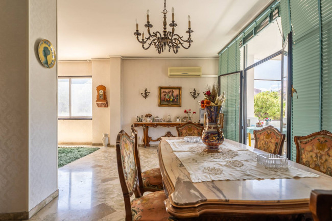 Appartamento in vendita a Palermo
