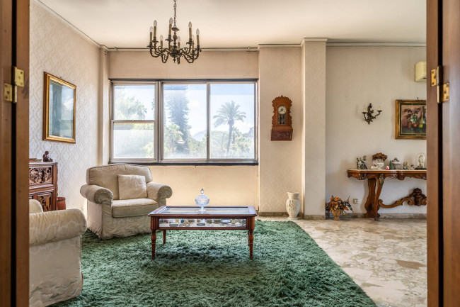 Appartamento in vendita a Palermo