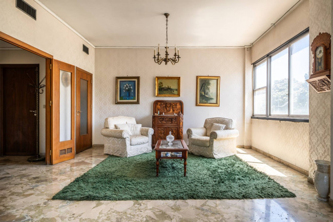 Appartamento in vendita a Palermo