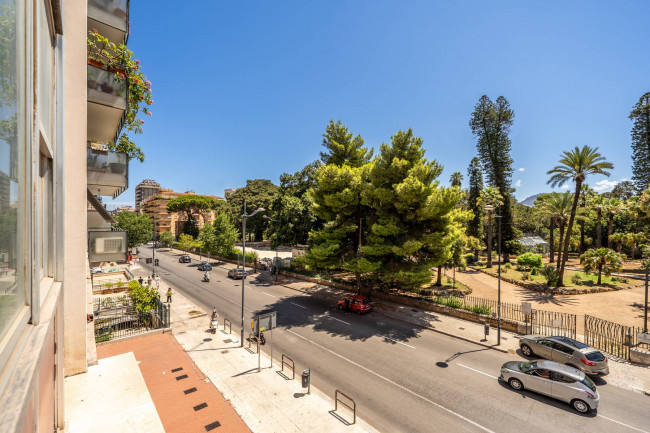 Appartamento in vendita a Palermo