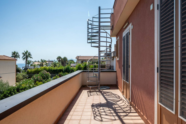Villa Singola in vendita a Altavilla Milicia