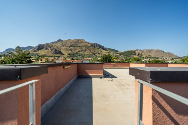 Villa Singola in vendita a Altavilla Milicia