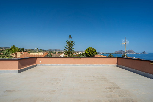 Villa Singola in vendita a Altavilla Milicia