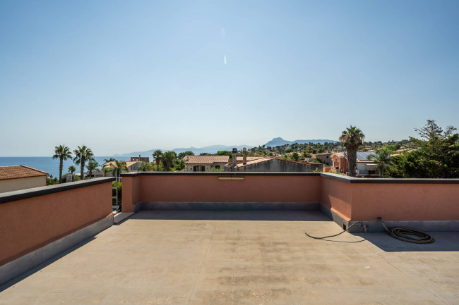 Villa Singola in vendita a Altavilla Milicia