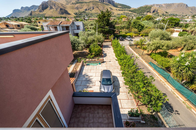 Villa Singola in vendita a Altavilla Milicia