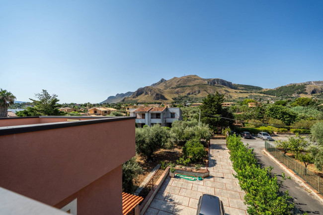Villa Singola in vendita a Altavilla Milicia