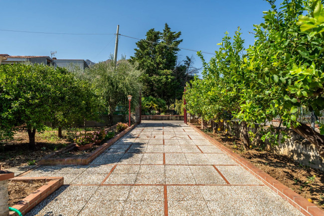Villa Singola in vendita a Altavilla Milicia