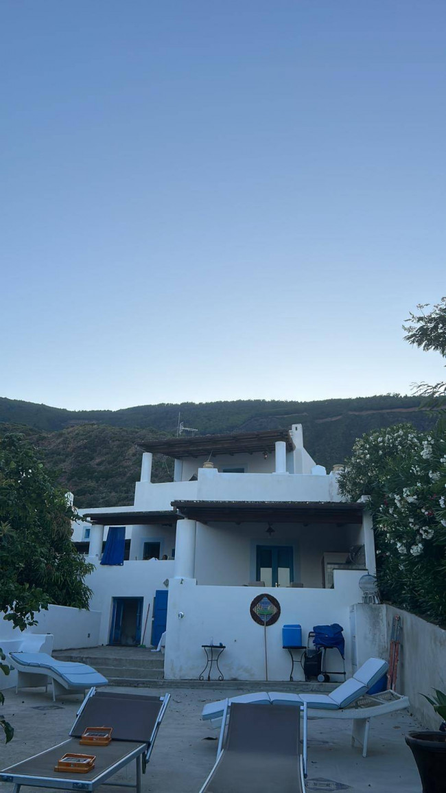 Casa Indipendente in vendita a Santa Marina Salina
