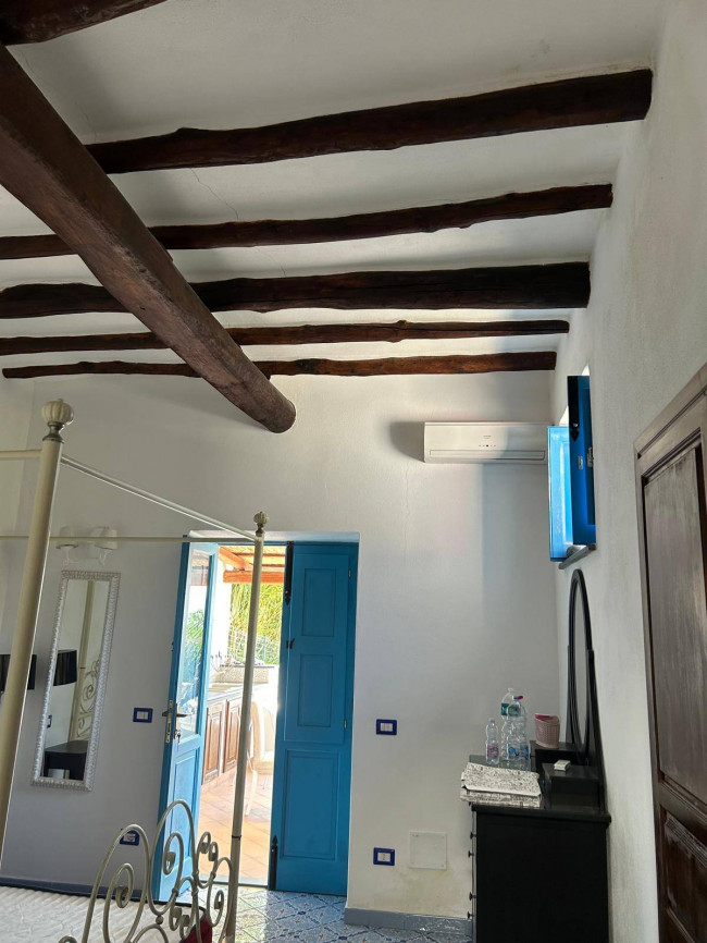 Casa Indipendente in vendita a Santa Marina Salina