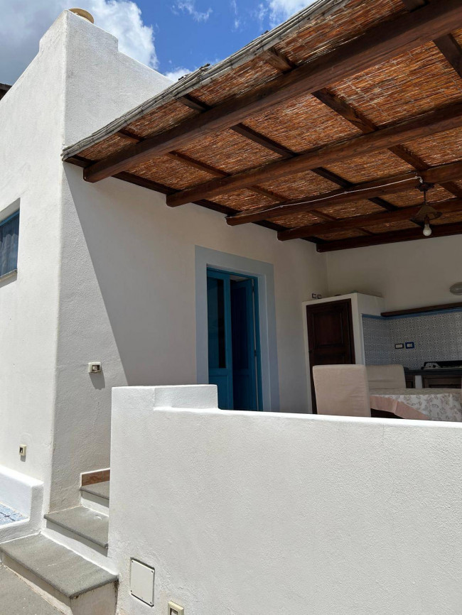 Casa Indipendente in vendita a Santa Marina Salina