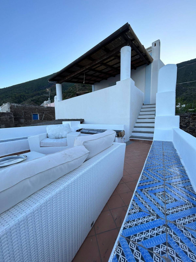 Casa Indipendente in vendita a Santa Marina Salina