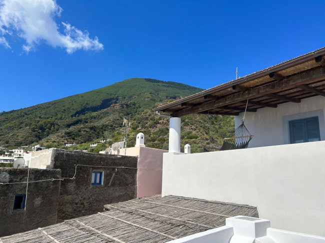 Casa Indipendente in vendita a Santa Marina Salina
