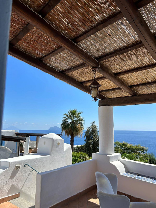 Casa Indipendente in vendita a Santa Marina Salina