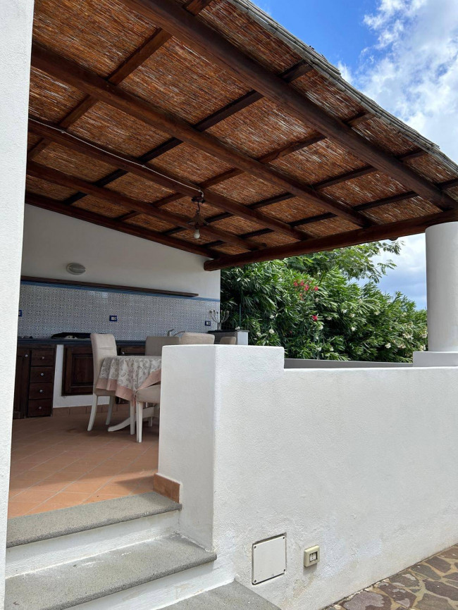 Casa Indipendente in vendita a Santa Marina Salina