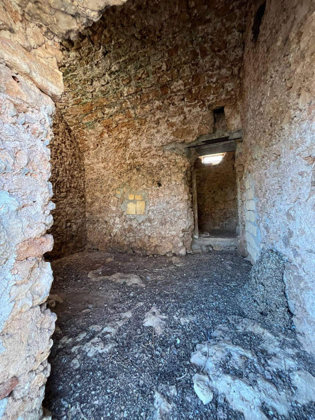 Rudere in vendita a Palermo