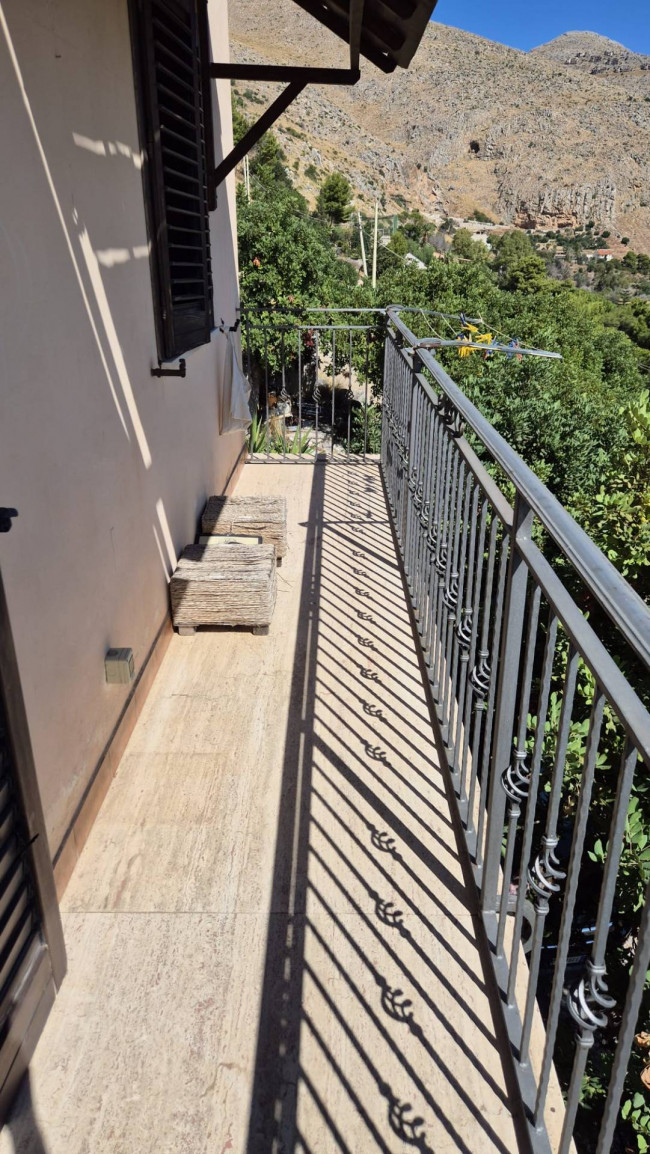 Casa Indipendente in affitto a Palermo