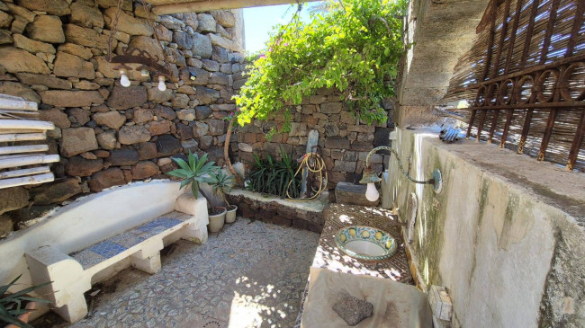 Dammuso in vendita a Pantelleria