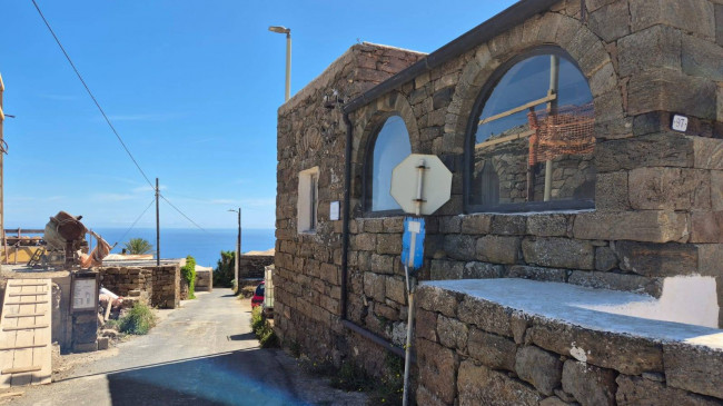 Dammuso in vendita a Pantelleria