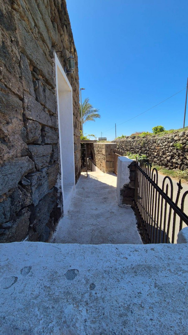 Dammuso in vendita a Pantelleria