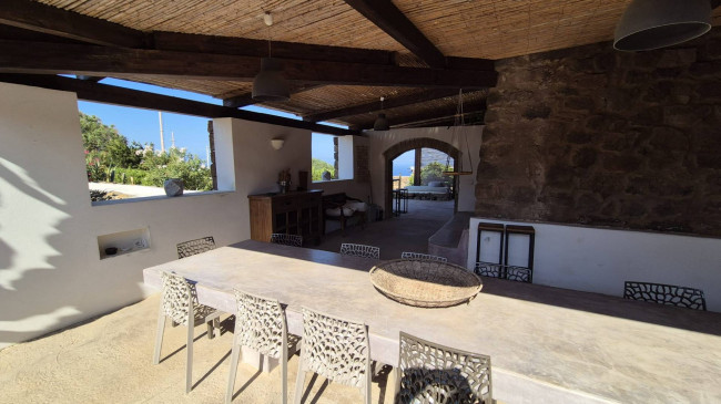 Dammuso in vendita a Pantelleria