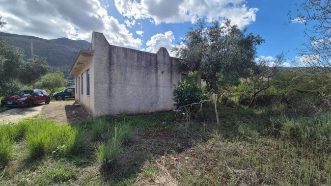 Villa Singola in vendita a Castellammare del Golfo