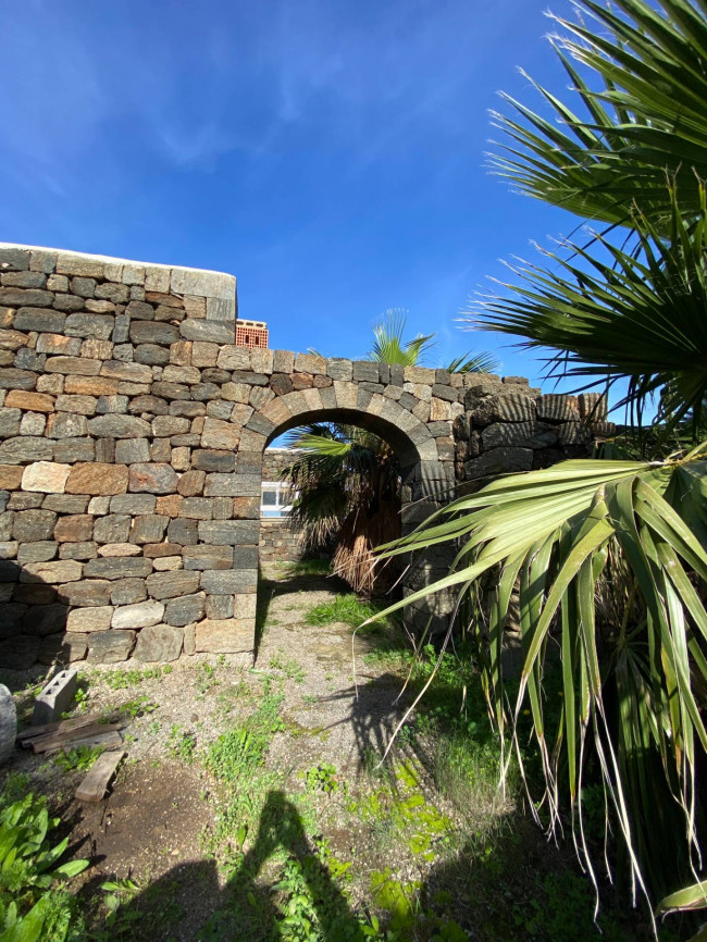 Casa Indipendente in vendita a Pantelleria