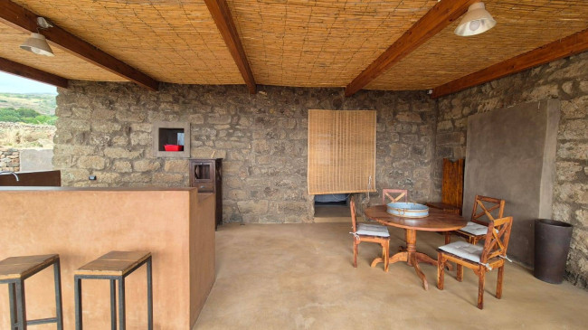 Dammuso in vendita a Pantelleria