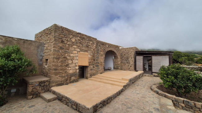 Dammuso in vendita a Pantelleria