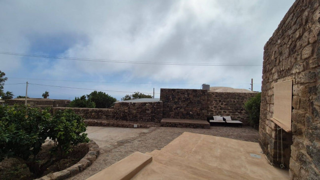 Dammuso in vendita a Pantelleria