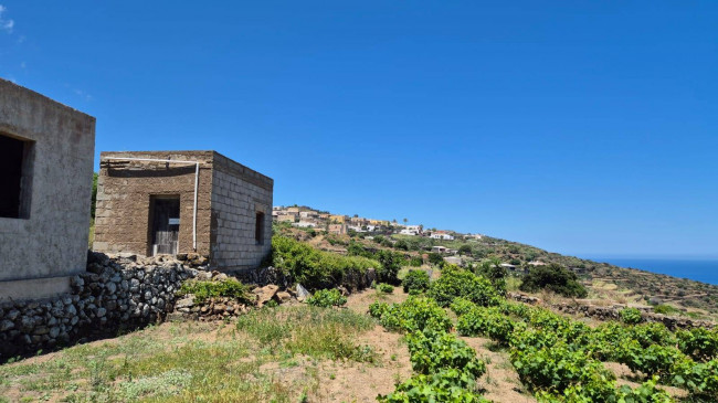 Dammuso in vendita a Pantelleria