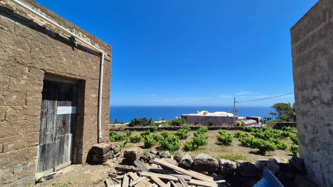 Dammuso in vendita a Pantelleria