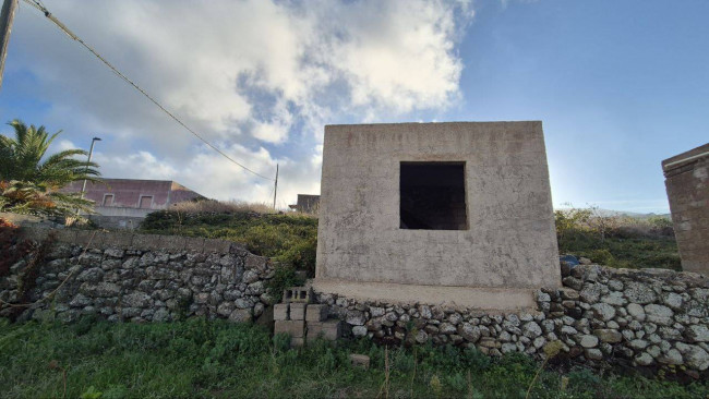 Dammuso in vendita a Pantelleria