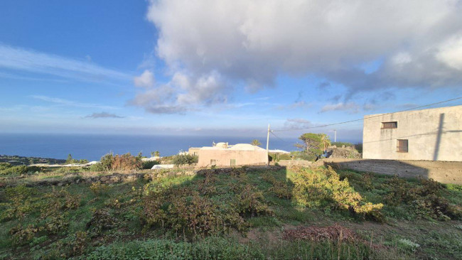 Dammuso in vendita a Pantelleria