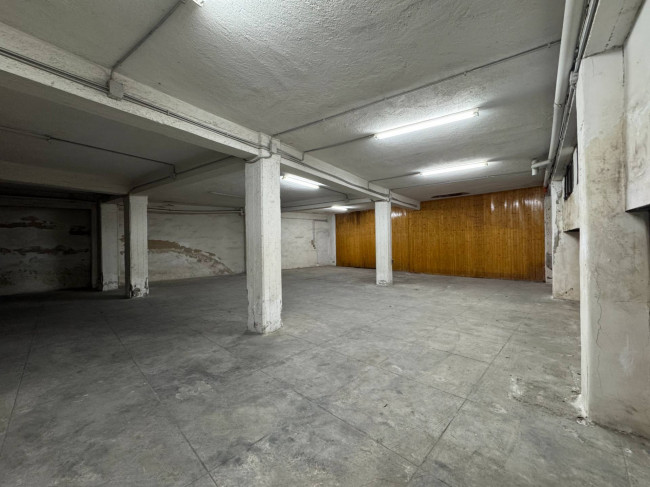 Box - Posto Auto in vendita a Palermo