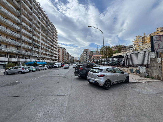 Box - Posto Auto in vendita a Palermo
